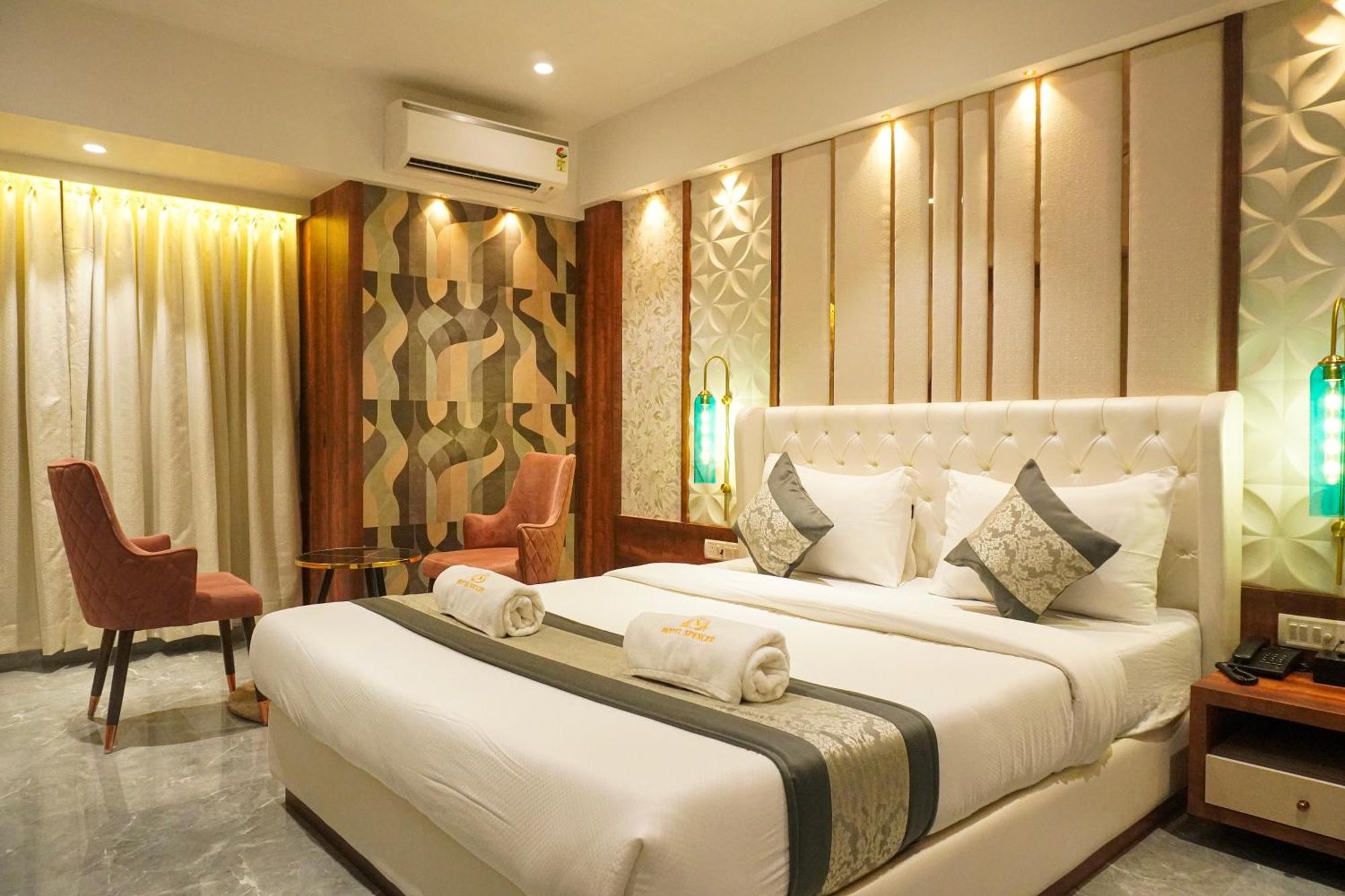 Hotel Spencer-Нави Мумбай Екстериор снимка